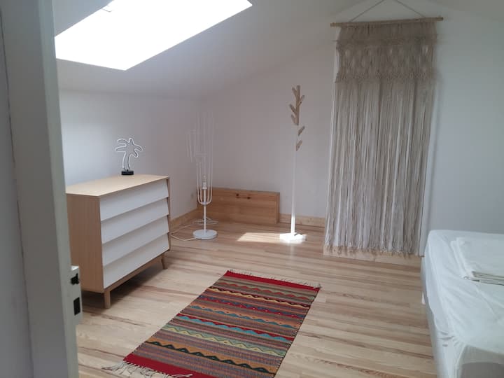 أرضية غرفة النوم