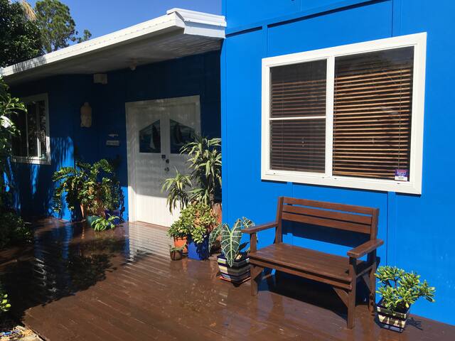 Unique Fun Beach House with Self Contained Unit gallery image 3