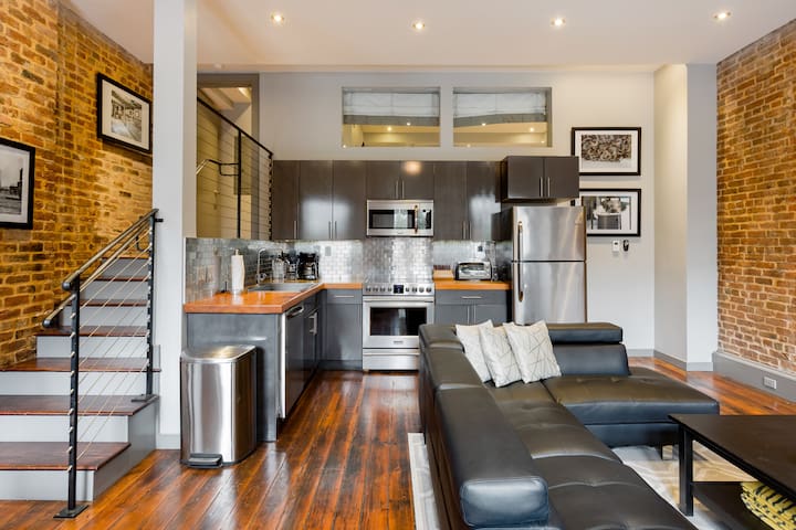 Private Hot Tub, Patio, & Grill, 3BR/2BA, Pool