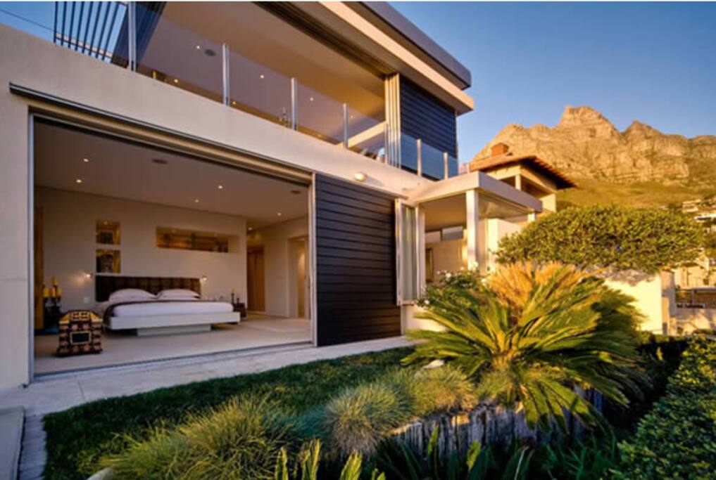 Majestic views of mountains and sea