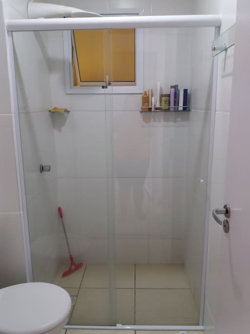 Área de banho com box