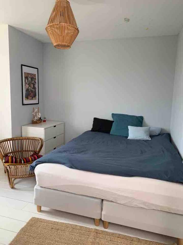  Tercer dormitorio segundo piso, lado delantero. Cama 180x 200