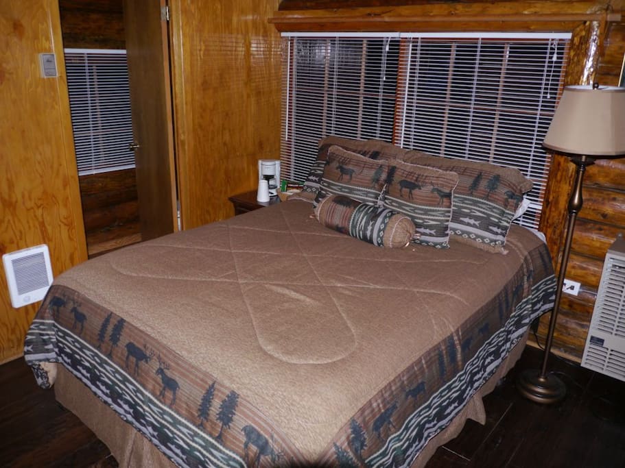 A full bed; Serta Presidential.