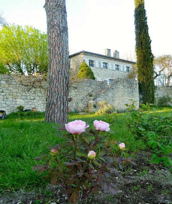 Maison vue de la deuxième terrasse