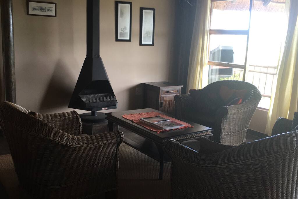 Cottage No1 lounge