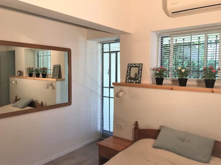 CentralQuietPleasant Apartments for Rent in Haifa, Haifa District