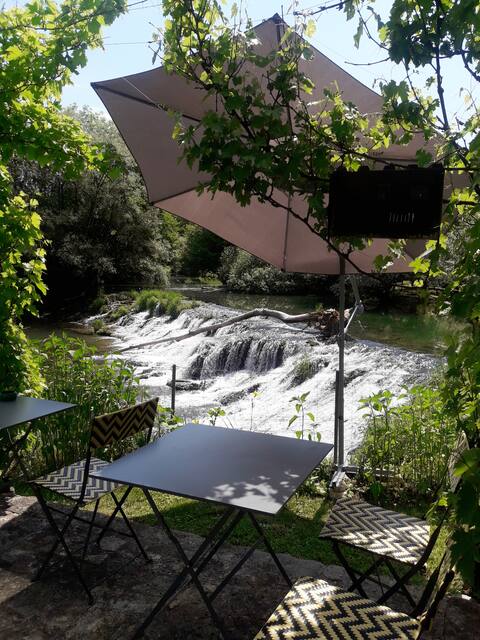 Au Moulin-Der Traum-Energy Place-Art Studio