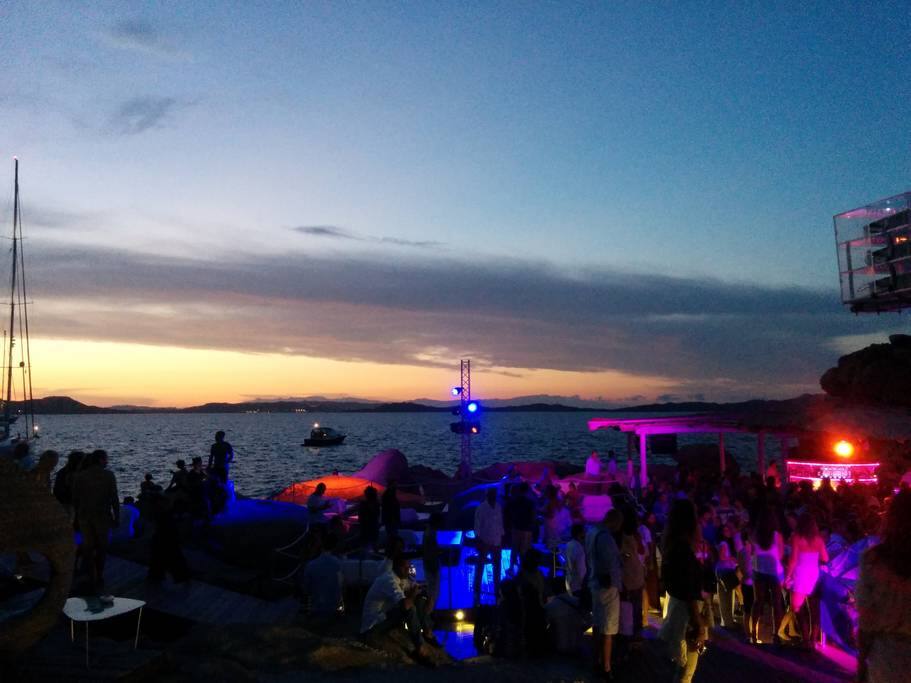 ''Phi Beach''