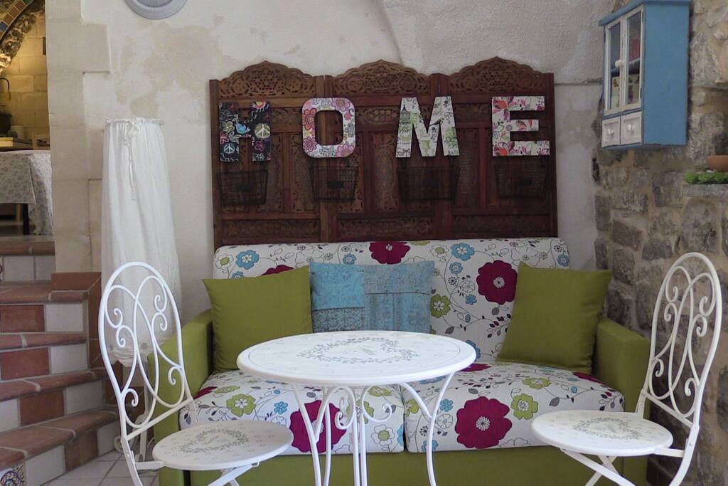 Ingresso con divano letto