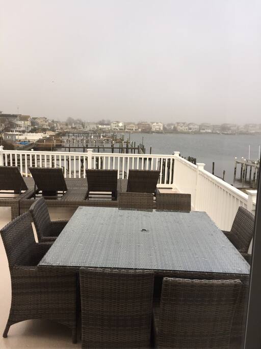 Second floor sun deck