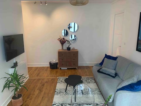 Top Airbnb: Charming 2 rooms, close to shops à Boulogne Billancourt