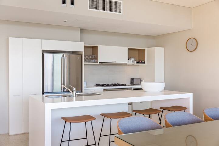 2 Bedroom Premium Beach House @ Smiths Beach Resort gallery image 5