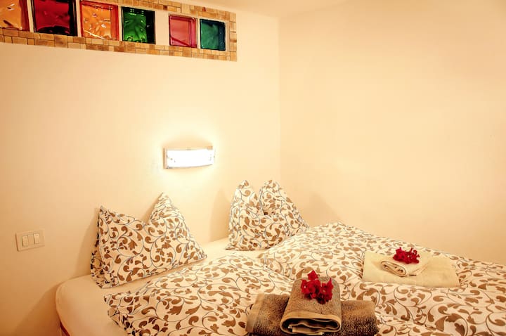 Schlafzimmer Bali II