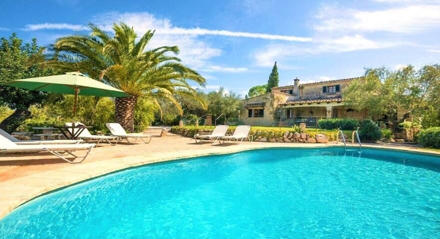 Villa Nord – Typical Majorcan Villa