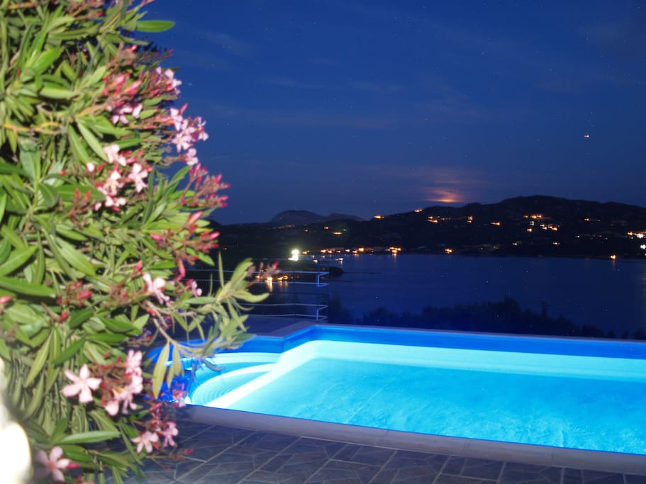 momenti di relax notturni al sorgere della luna