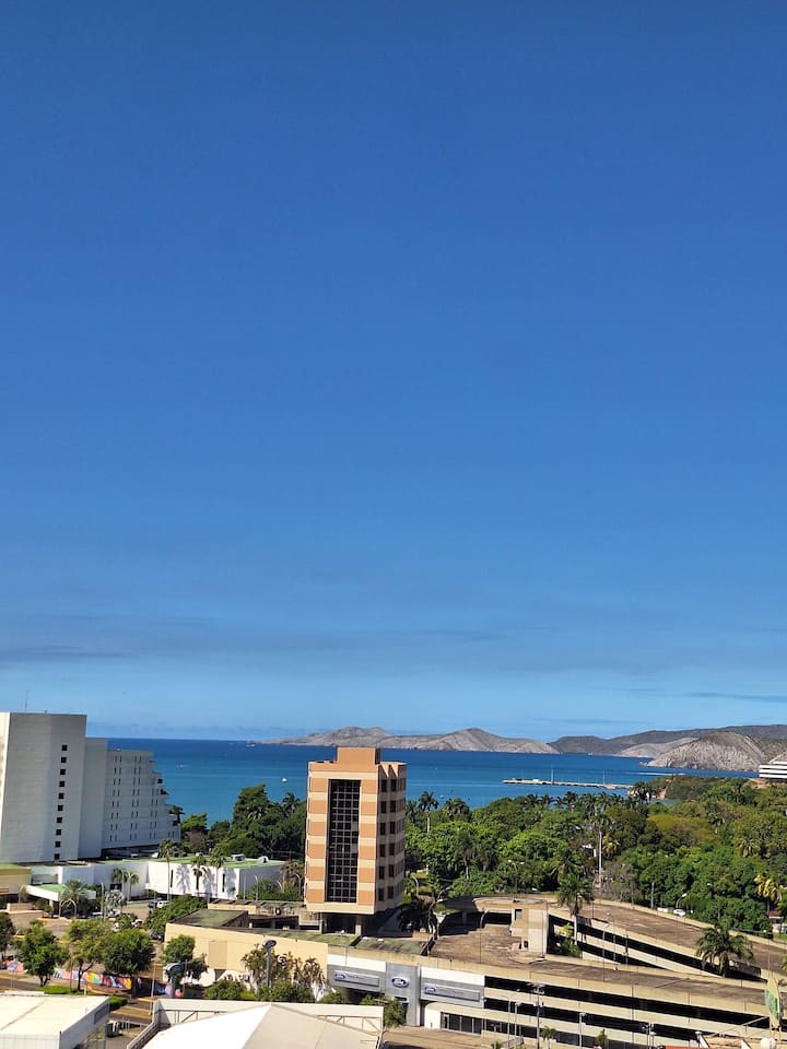 A residence near Paseo la Cruz and the sea