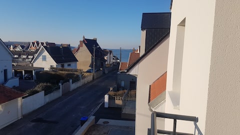 appartement  neuf 65 m2 2 chambres 100 m/ mer/wifi