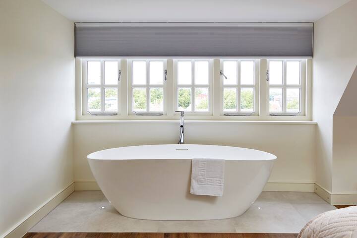 Redcliffe Parade – No.3