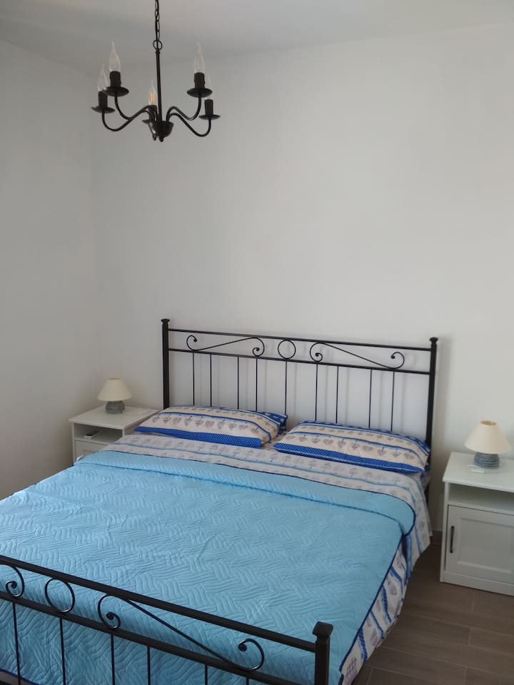 Dhomë gjumi 1