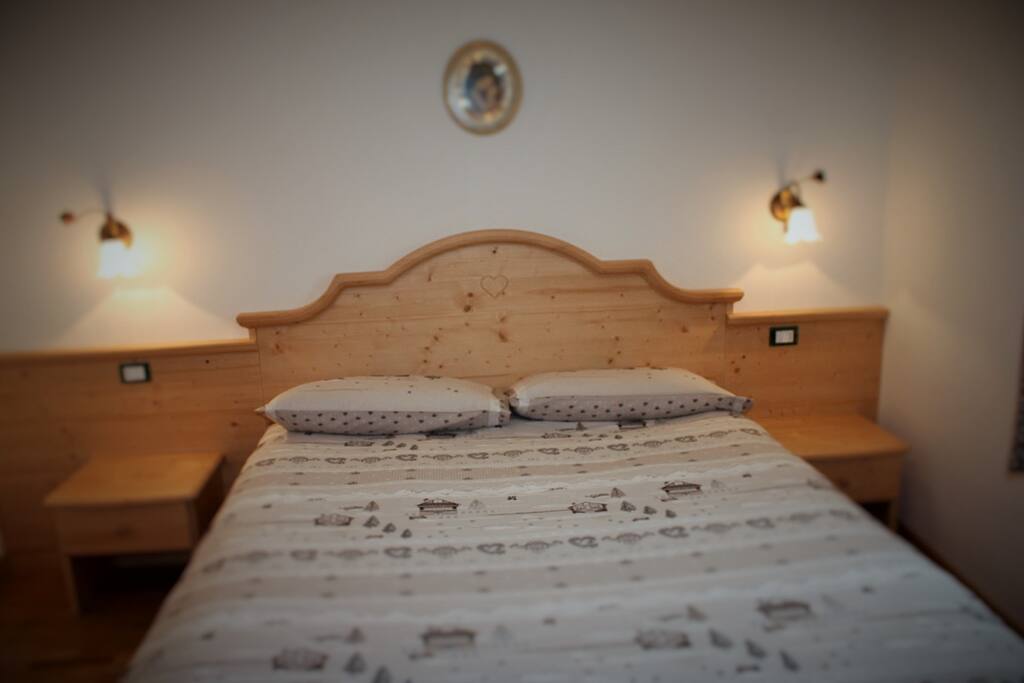 Camera n.1 matrimoniale con letto aggiunto