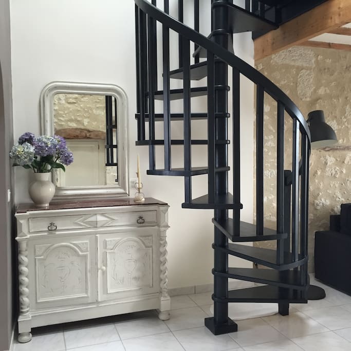 Staircase to mezzanine bedroom