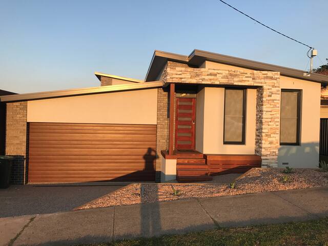 Luxury home with views -Portarlington town centre. gallery image 2