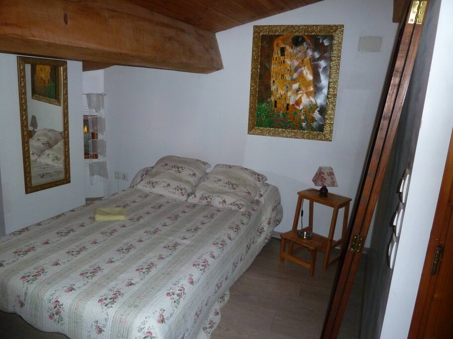 chambre avec lit 2 places