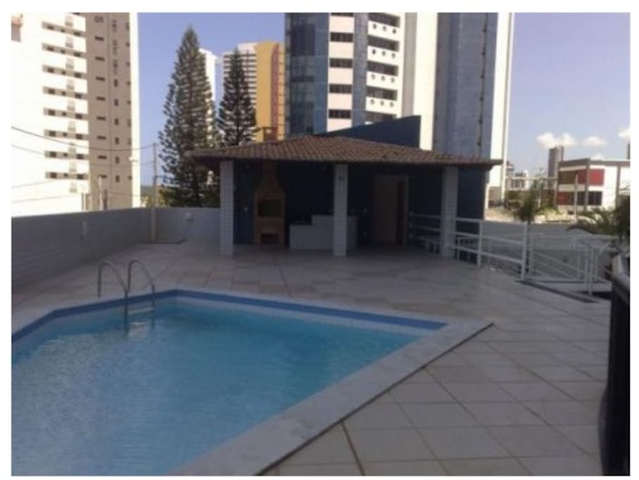 piscina y quincho social PB (piscina e churrasqueira no terreo)