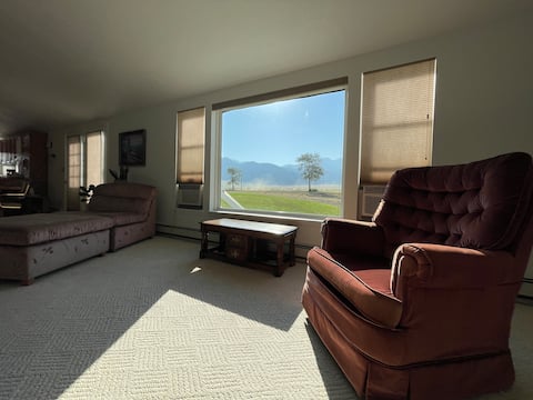 Spacious-Quiet-Clean-Potato Farm Paradise