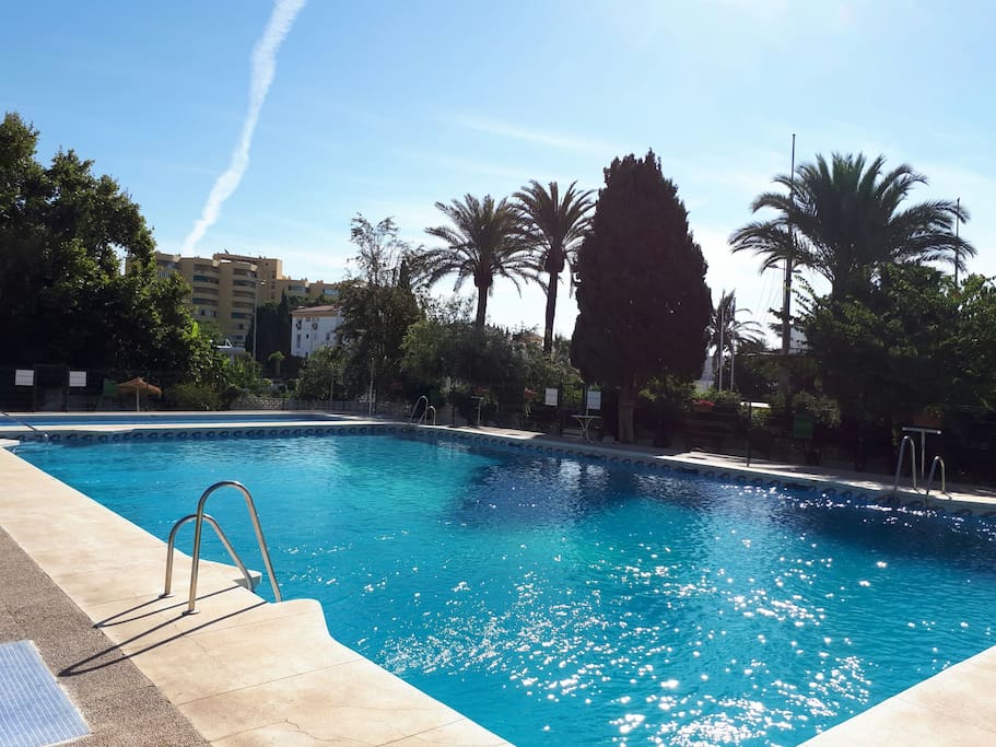 Benalmádena Coast Mar del Sur Beach & Marina Apartments for Rent