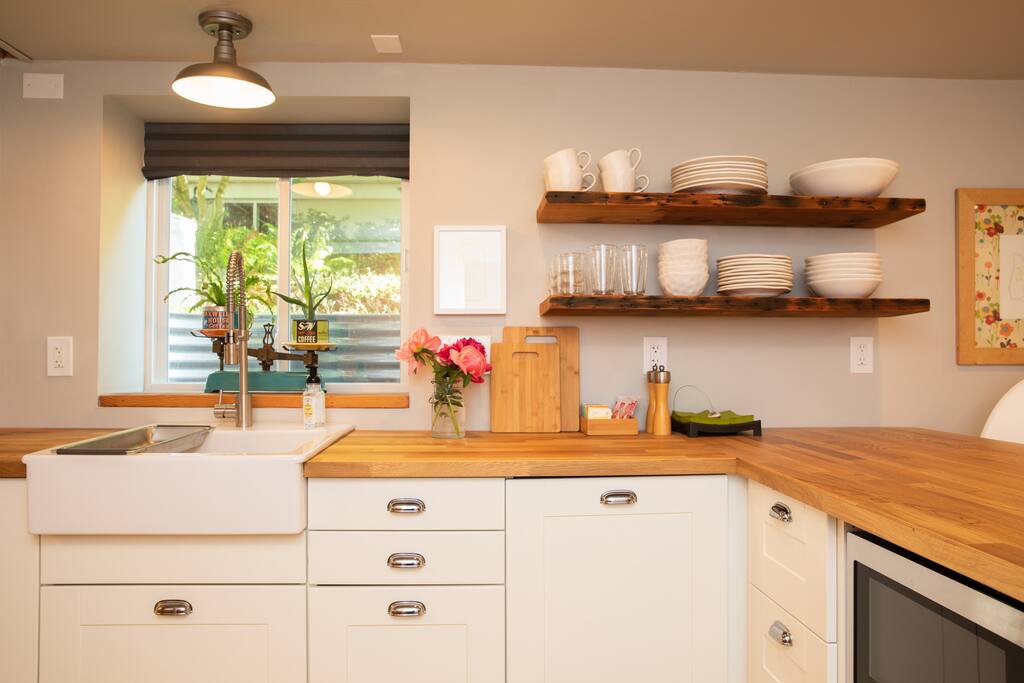 Equipped kitchenette