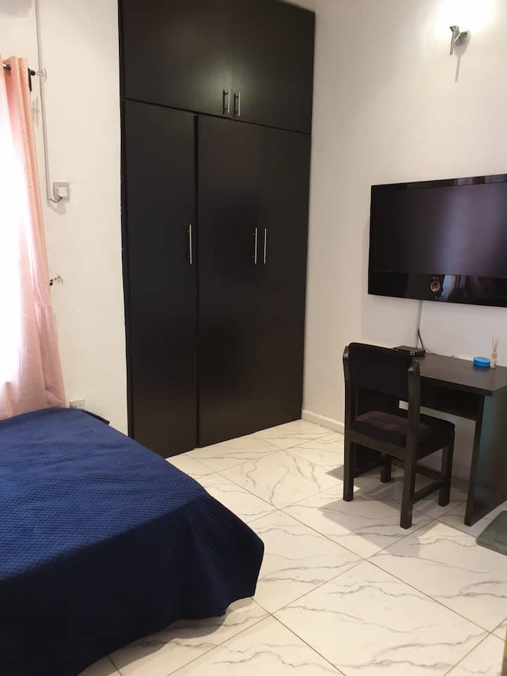 Priestor na písanie v druhej spálni 