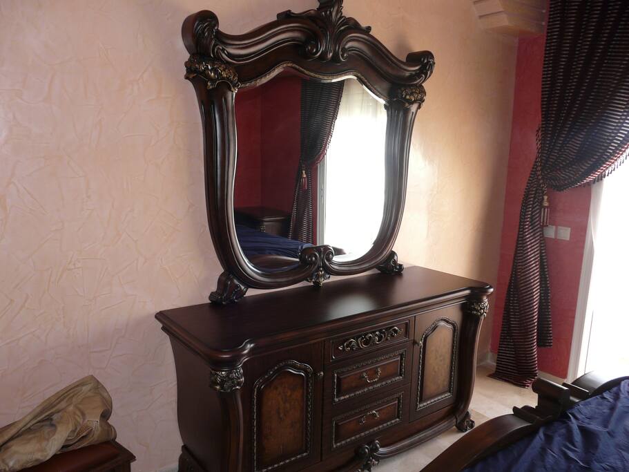 La chambre avec petit balcon
