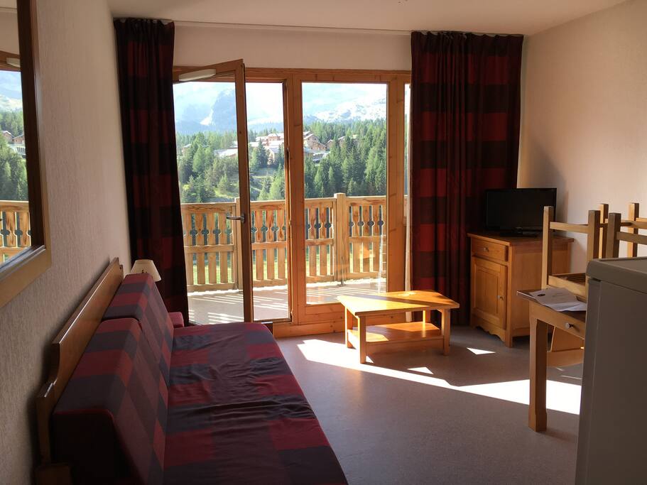 studio 28 M2