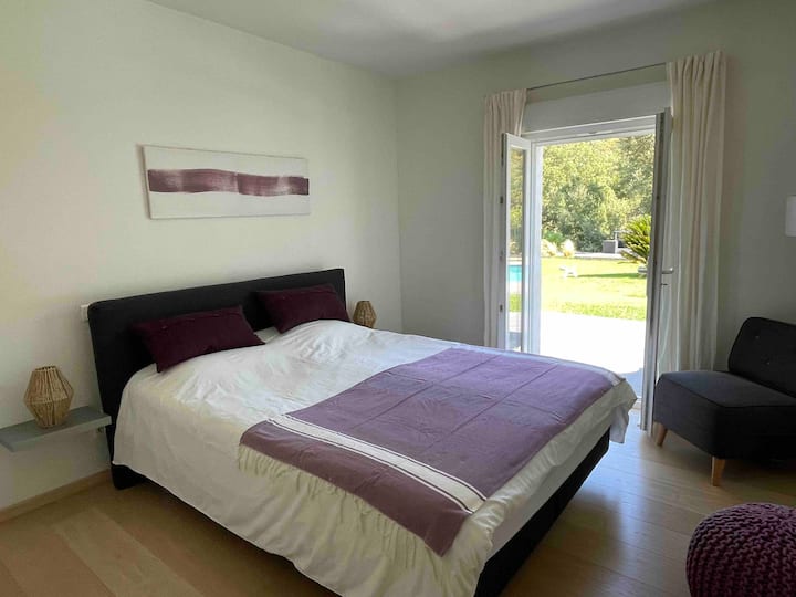 إطلالة على حمام السباحة في الغرفة 2 