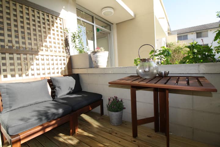 BONDI BEACH PAD_BEST VALUE IN BEST BONDI LOCATION!