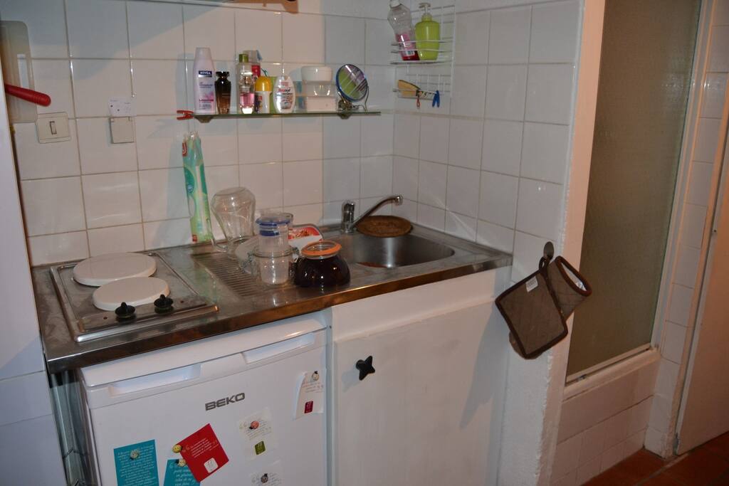 Cuisine Top evier plaques frigo
