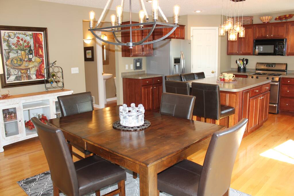 Dining / Kitchen area