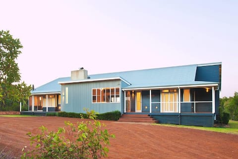 Injidup House