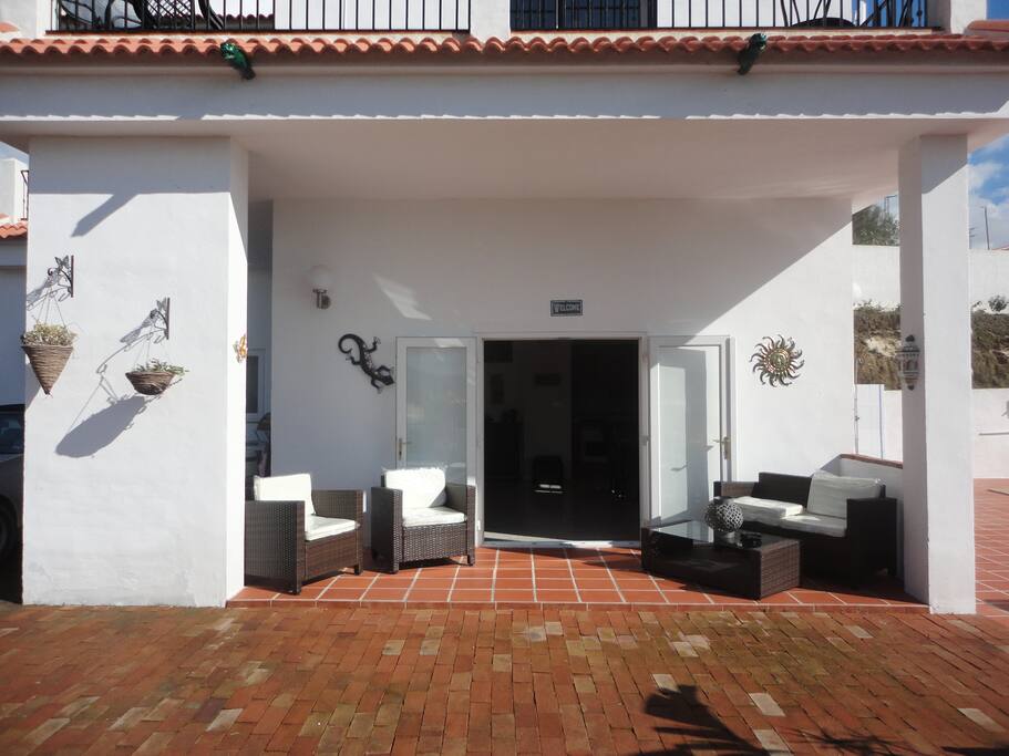 1 bedroom apartment entrance