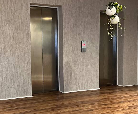 Luxury NYC-style city pad (no loadshedding) gallery image 5