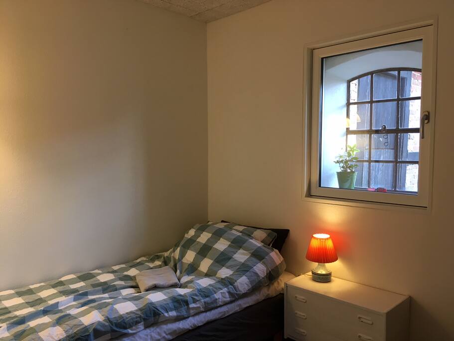 Værelse 301 (med enkeltseng)