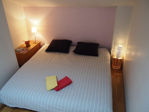 Chambre calme dans maison, quartier des Minimes