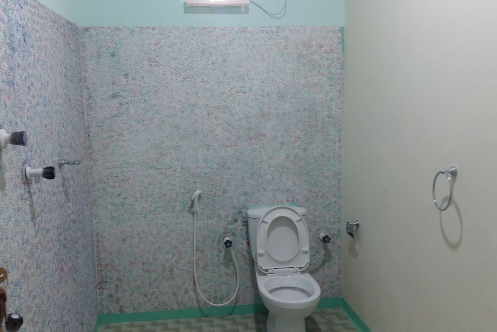 Bathroom1