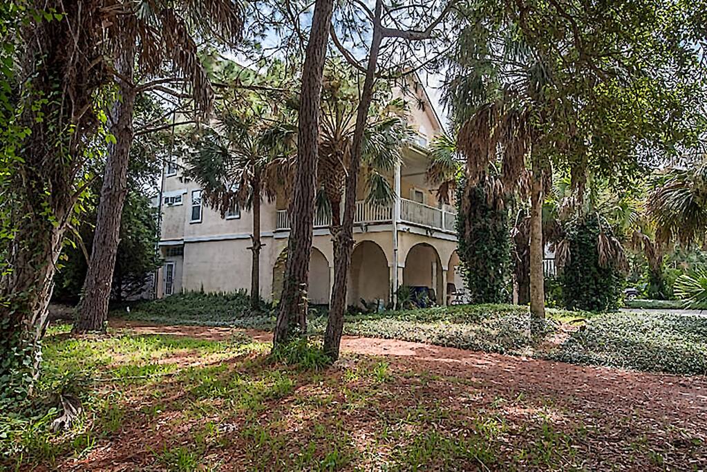Exterior view of the house from the left side