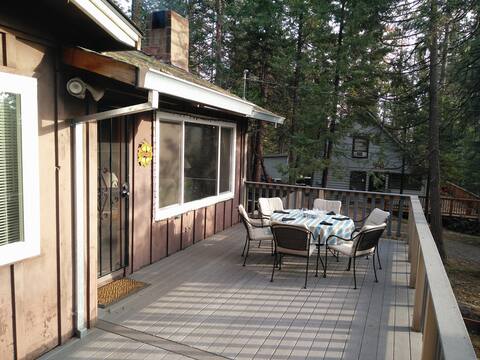 Spacious Cabin with AirCo - Fast WiFi - EV Charger