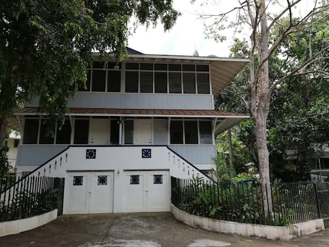 Complete House in Gamboa, next to Panama Canal.