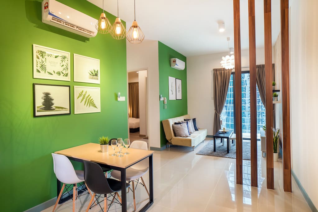 Botanical Concept apartment - Green is the greatest color to help our guests relax and have a peaceful mind. Come home to nature after a busy day in the city.