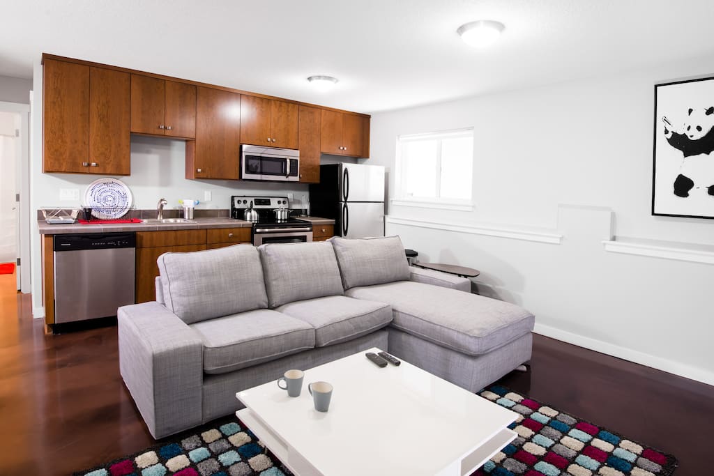Modern spacious living room (thank you Ikea)