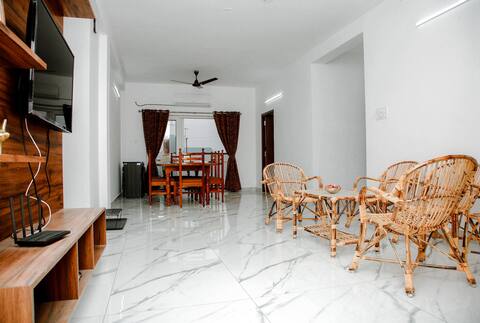 Cozy 4BHK Apt near White Town 3B